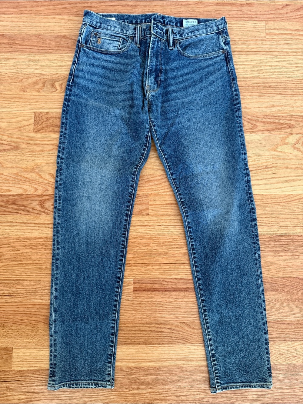 Todd Snyder Slim Jeans in Mid Blue Wash